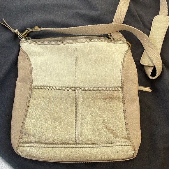 The Sak Neutral Crossbody Bag - Picture 3 of 7